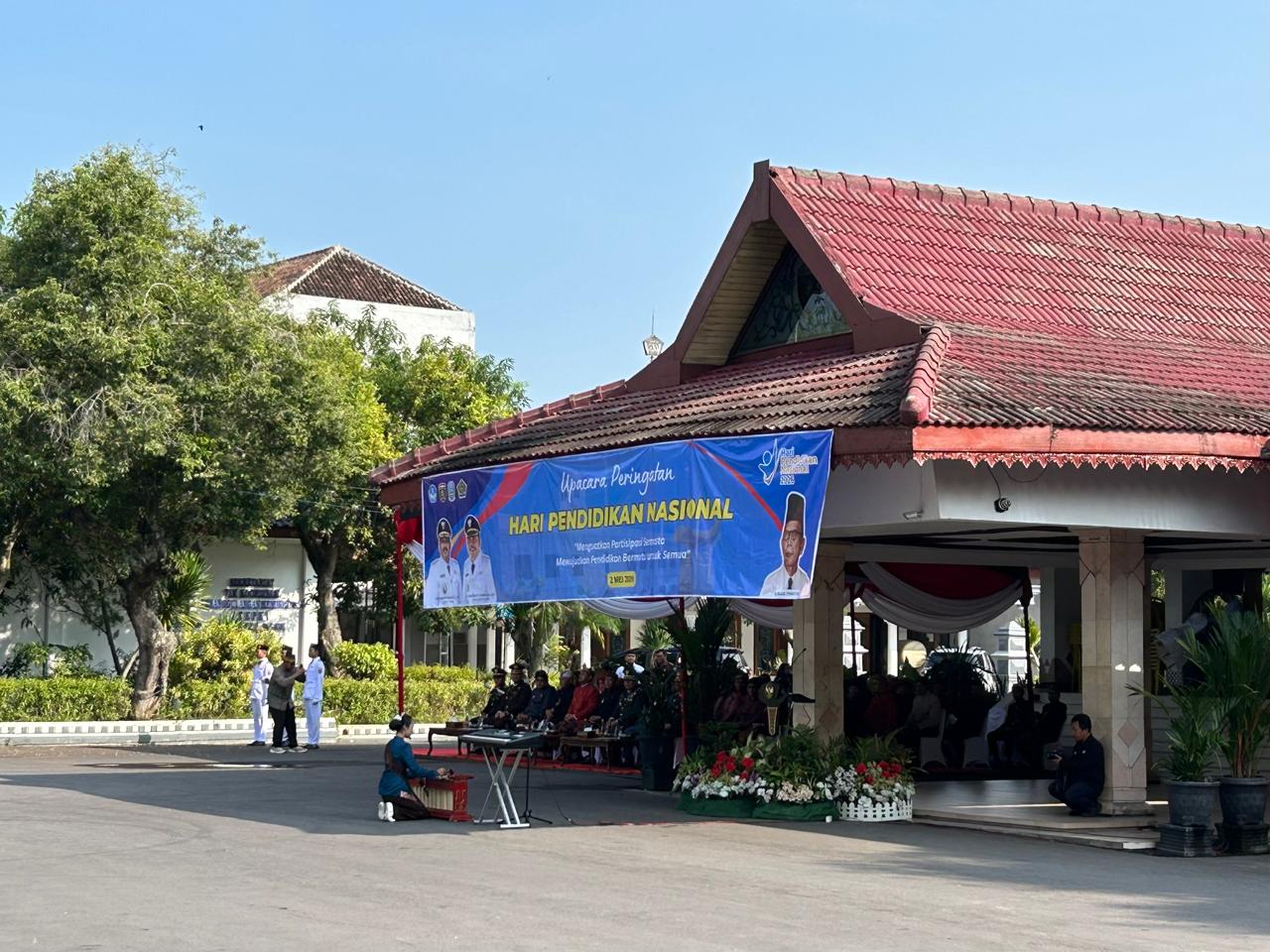 Peringatan Hardiknas 2026 di Ngawi Jadi Momentum Penguatan Komitmen Pendidikan Berkualitas dan Merata